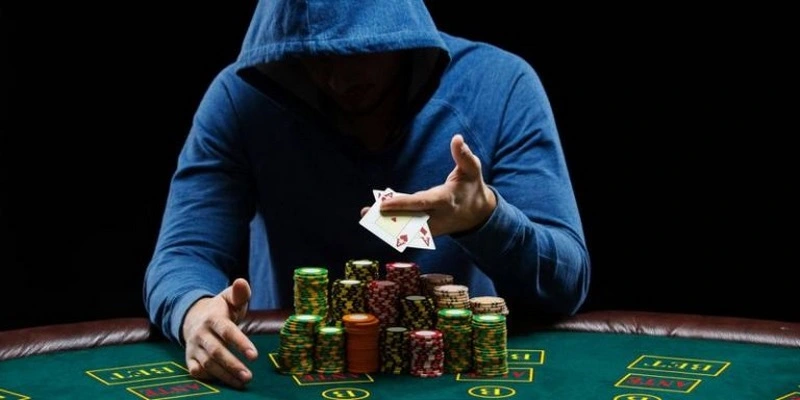 Cao Thủ Poker Việt Nam - Top 05+ Cái Tên Nổi Bật Nhất 1 Cao thủ John Phan được biết đến là người chơi chuyên nghiệp